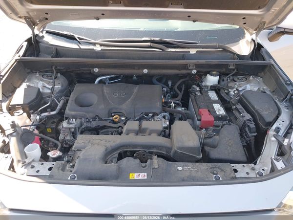 2022 TOYOTA RAV4 XLE