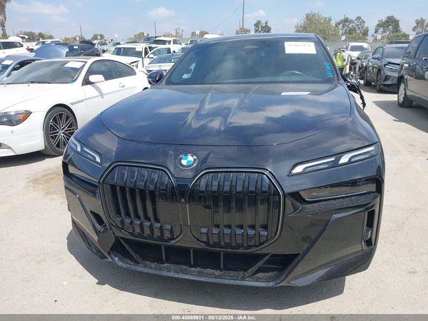 2025 BMW 740I