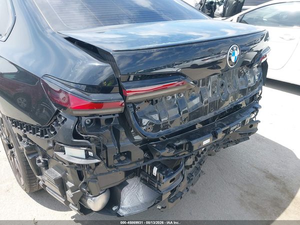2025 BMW 740I
