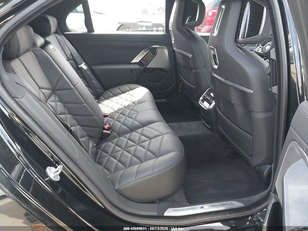 2025 BMW 740I