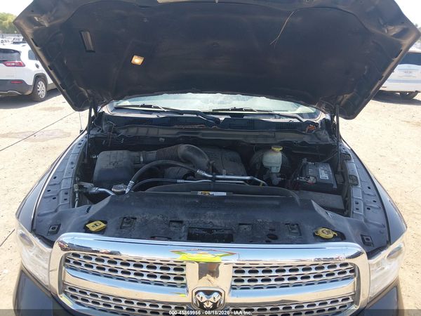 2017 RAM 1500 LARAMIE  4X4 5'7 BOX