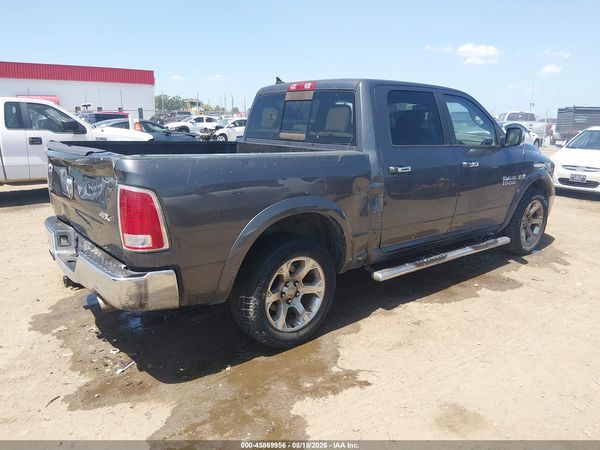 2017 RAM 1500 LARAMIE  4X4 5'7 BOX