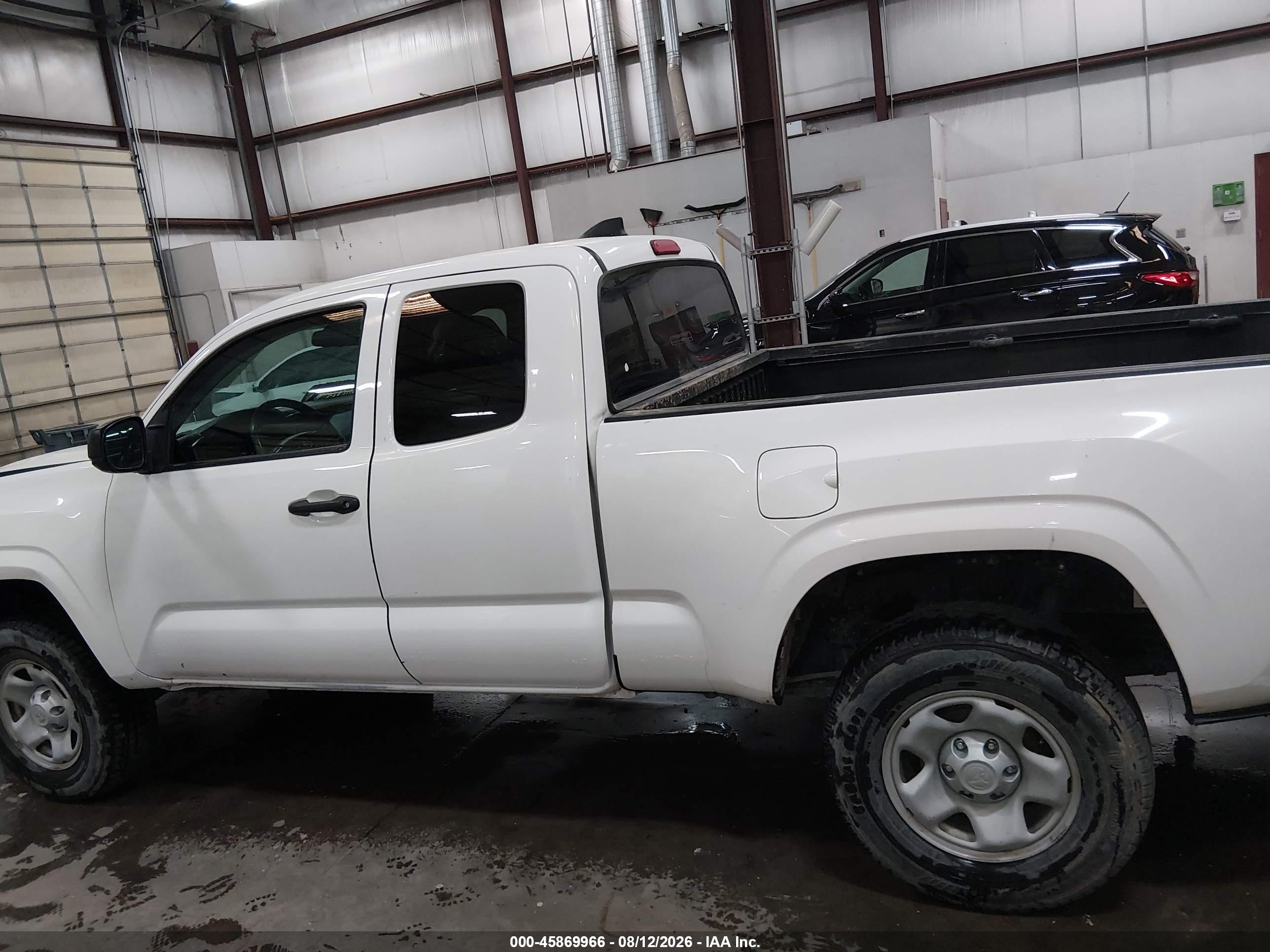 2021 TOYOTA TACOMA SR