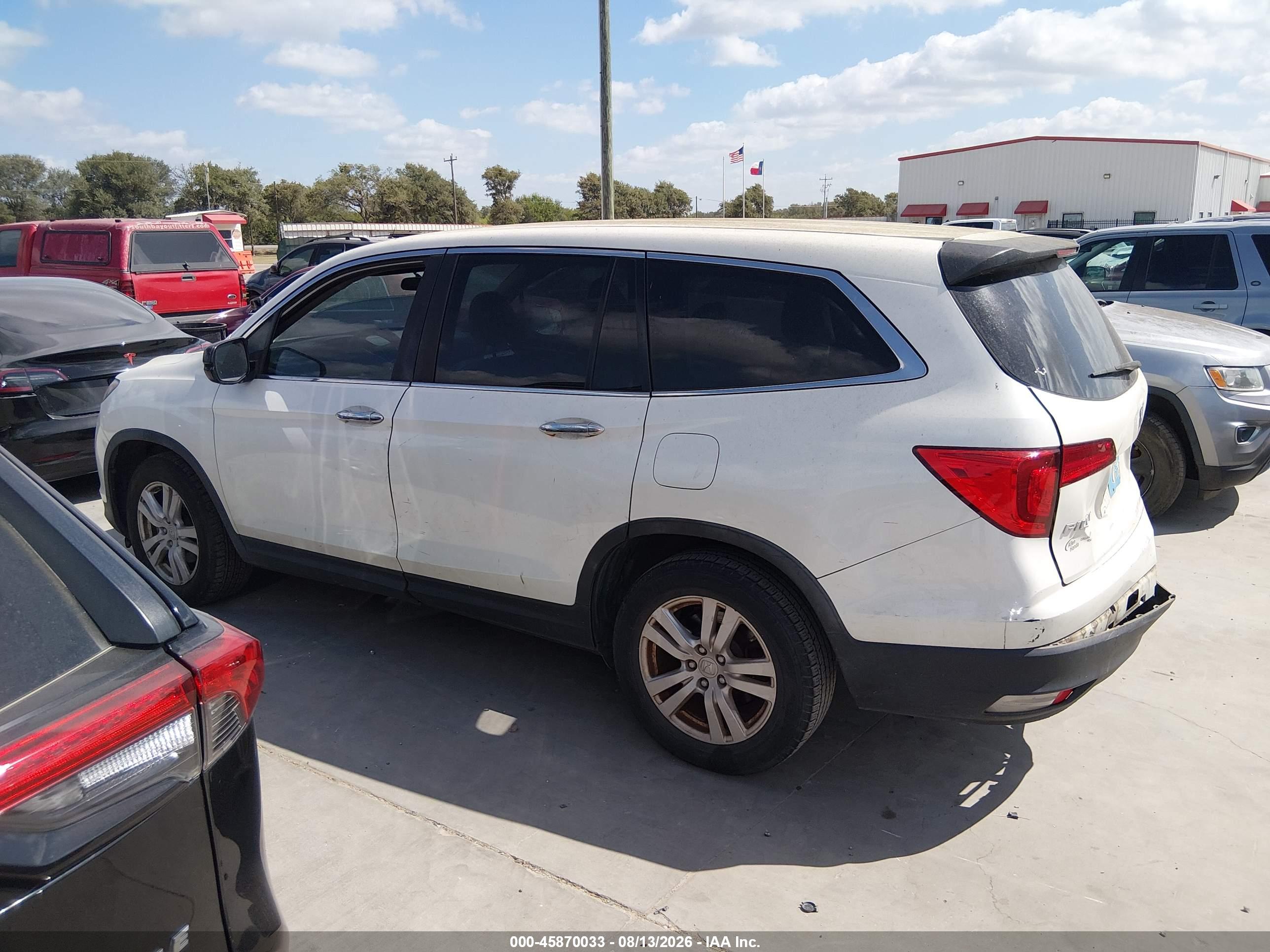 2017 HONDA PILOT LX