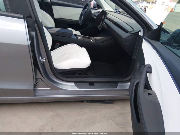 2026 TESLA MODEL 3