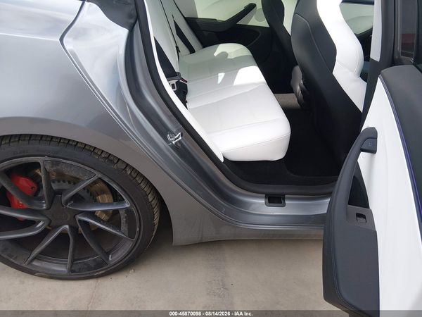 2026 TESLA MODEL 3