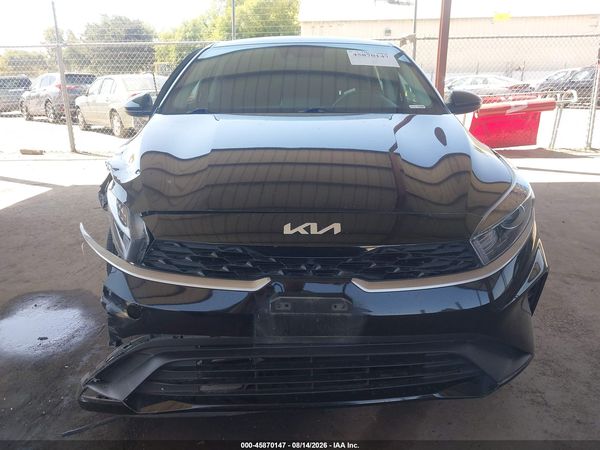 2023 KIA FORTE LX