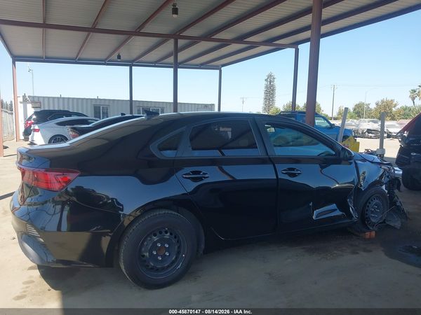2023 KIA FORTE LX