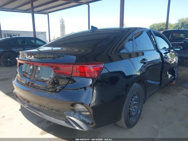 2023 KIA FORTE LX