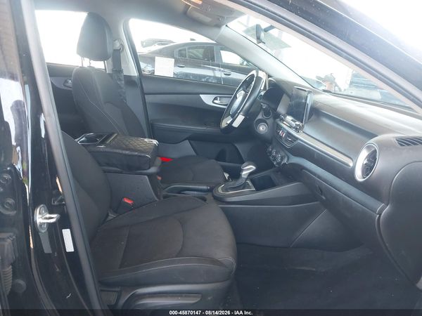 2023 KIA FORTE LX