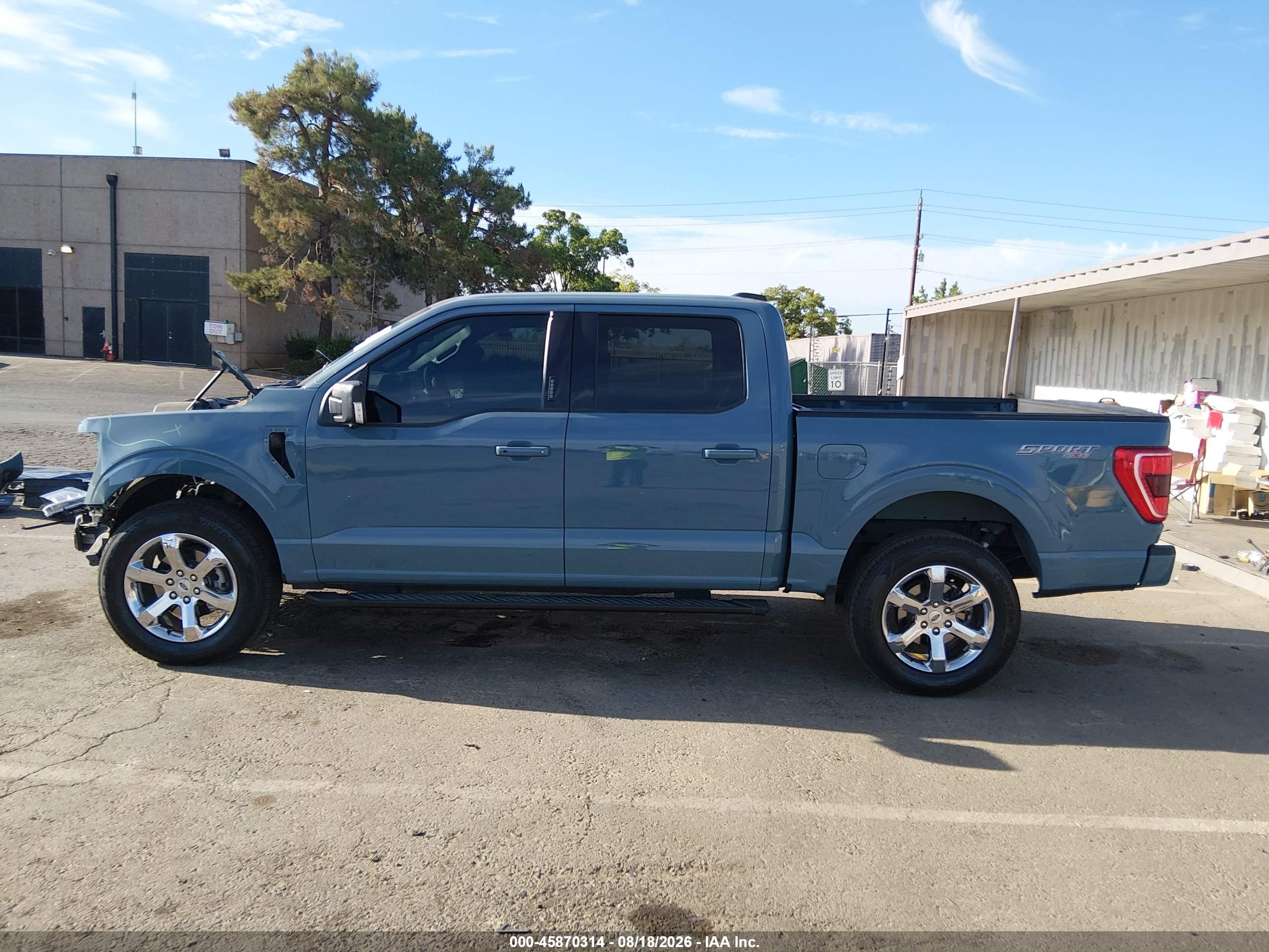 2023 FORD F-150 XLT