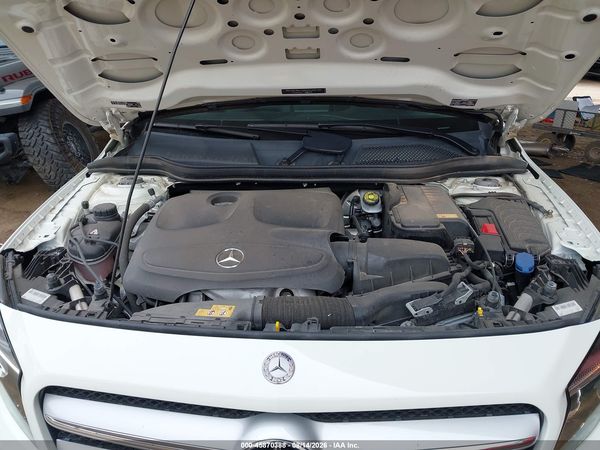 2016 MERCEDES-BENZ GLA 250 4MATIC