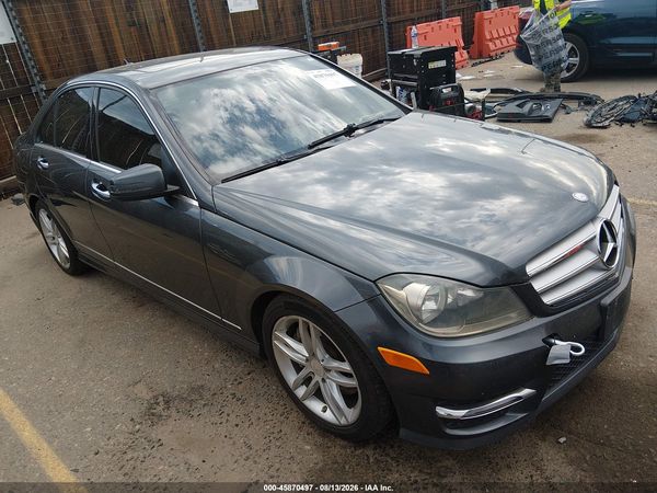 2013 MERCEDES-BENZ C 300 SPORT 4MATIC