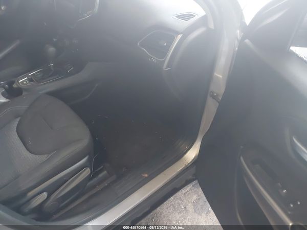 2019 JEEP CHEROKEE LATITUDE FWD