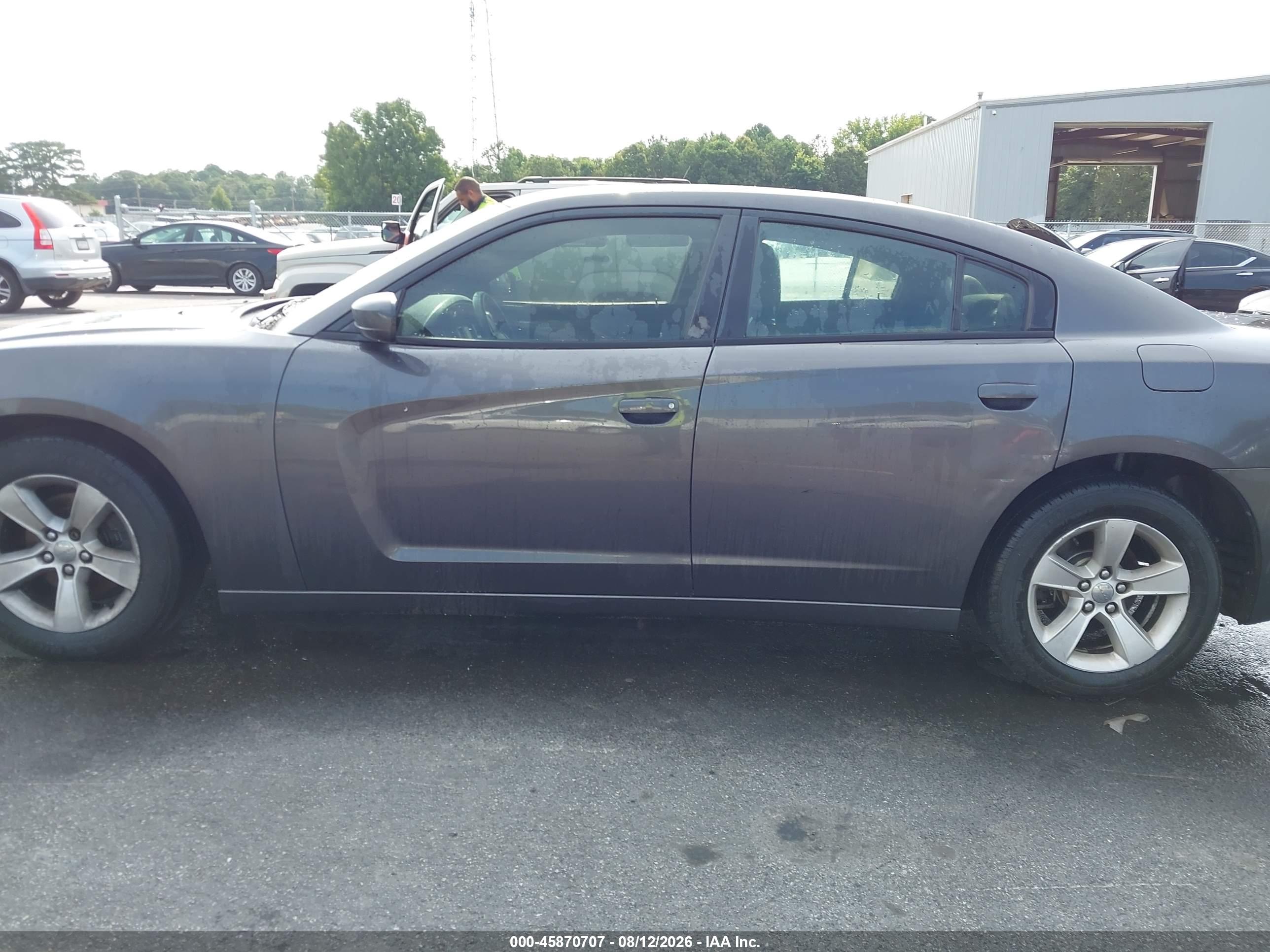 2014 DODGE CHARGER SE