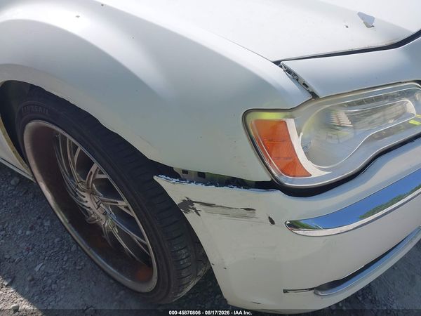 2012 CHRYSLER 300 Base/Limited