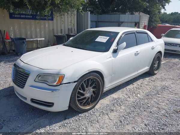 2012 CHRYSLER 300 Base/Limited