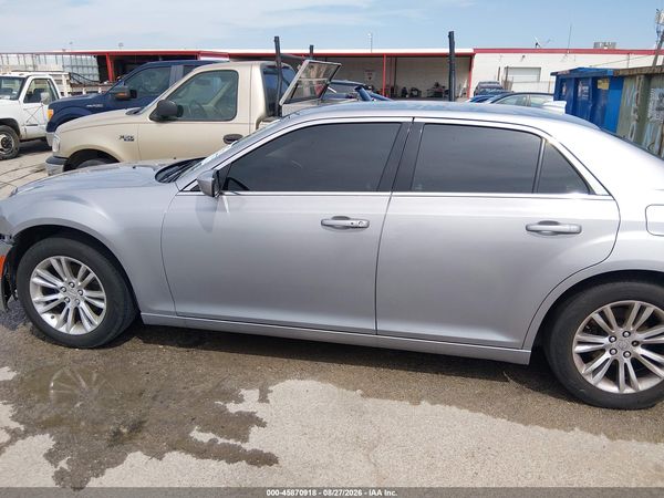 2017 CHRYSLER 300 LIMITED