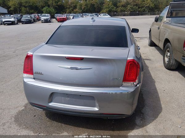 2017 CHRYSLER 300 LIMITED