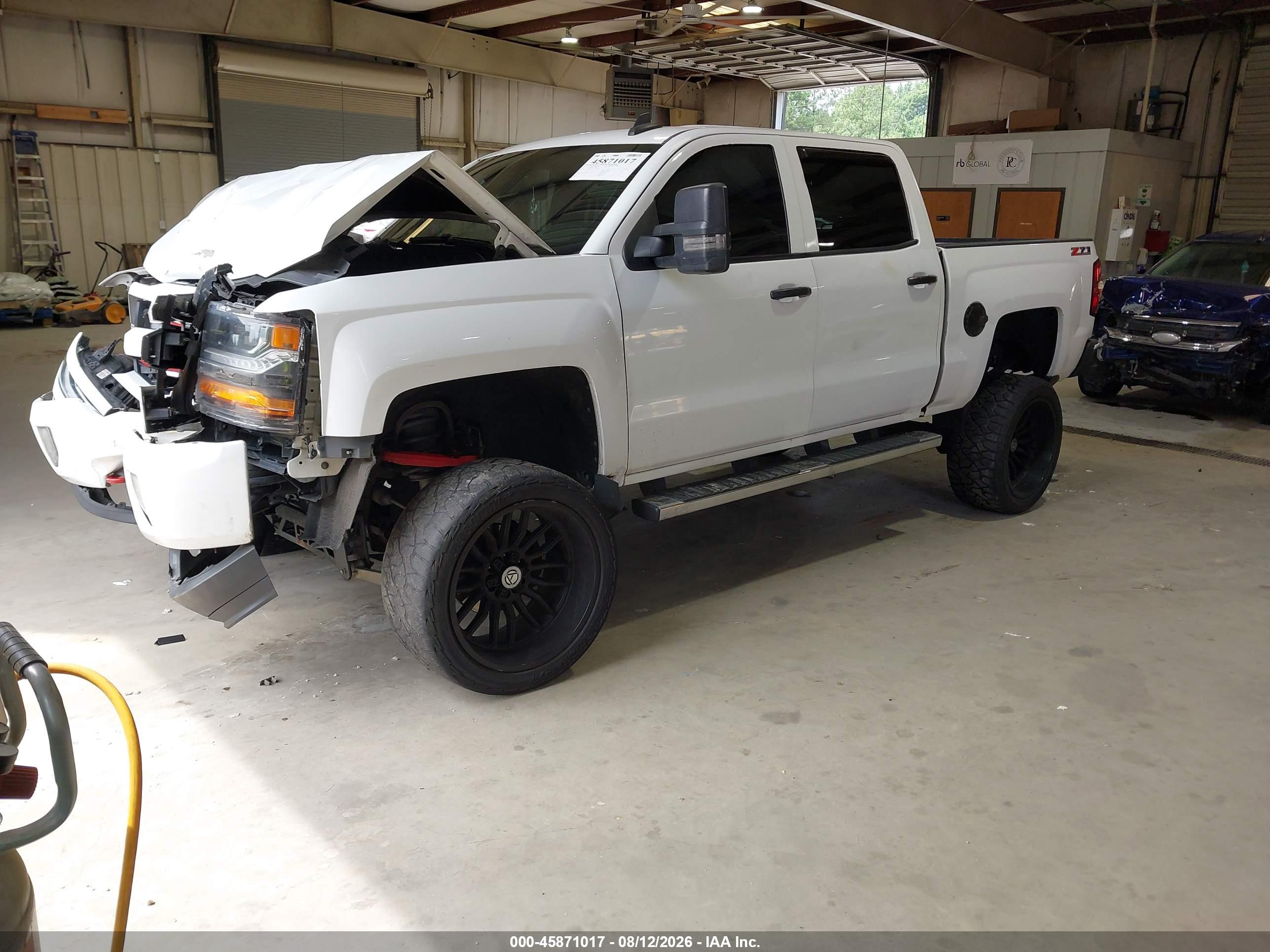 2017 CHEVROLET SILVERADO 1500 LT — I2