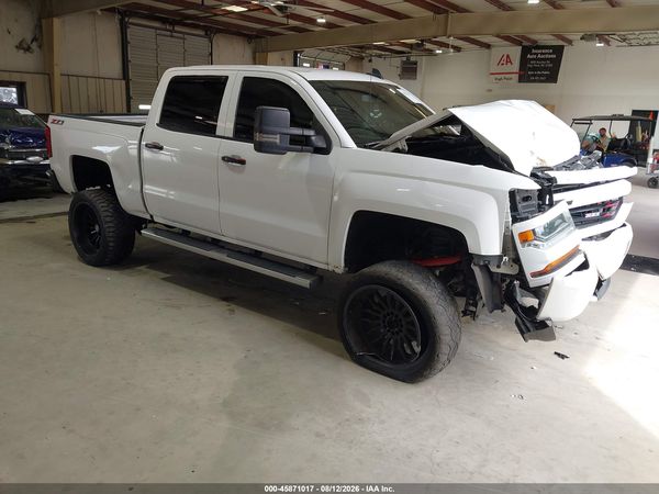 2017 CHEVROLET SILVERADO 1500 LT — I1