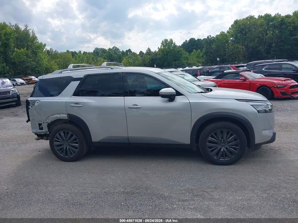 2023 NISSAN PATHFINDER SL 4WD — I116