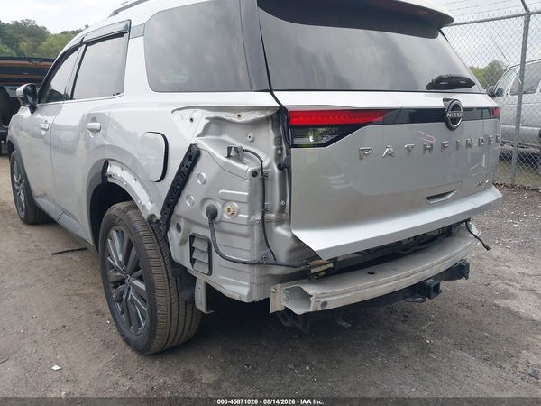 2023 NISSAN PATHFINDER SL 4WD — I152