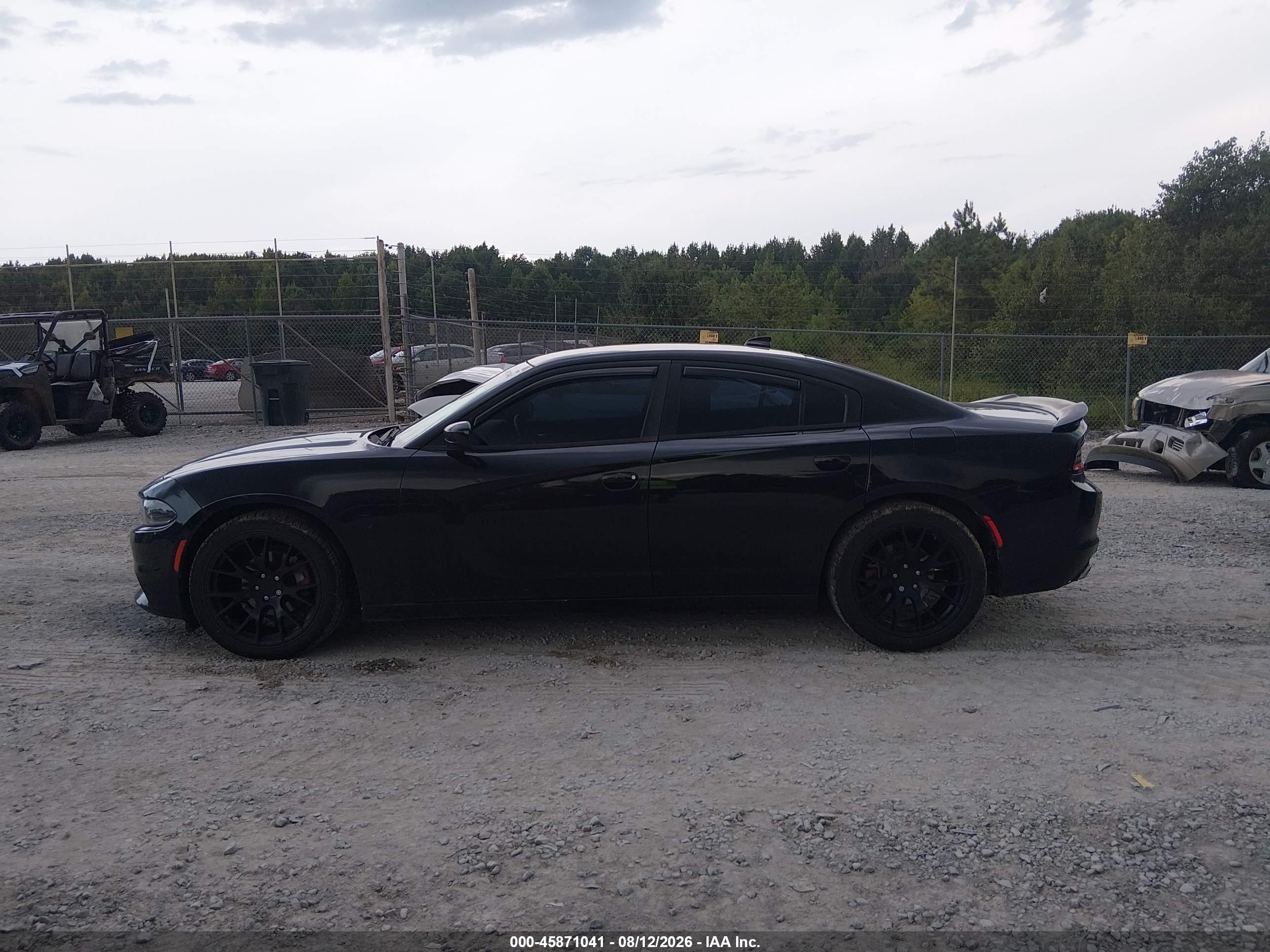 2017 DODGE CHARGER SXT RWD