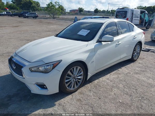 2020 INFINITI Q50 LUXE
