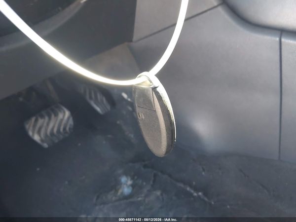 2019 NISSAN KICKS S