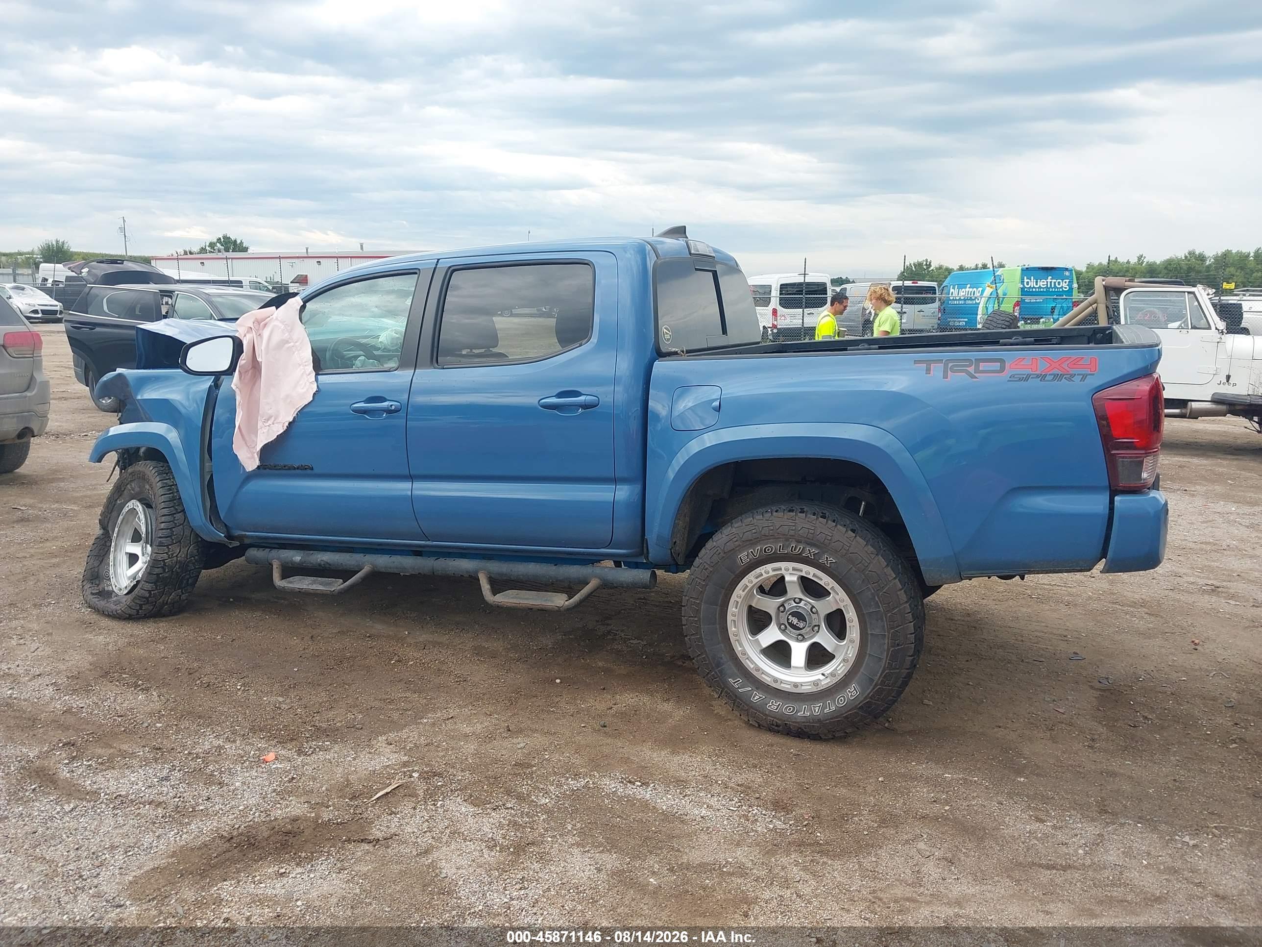 2019 TOYOTA TACOMA TRD SPORT