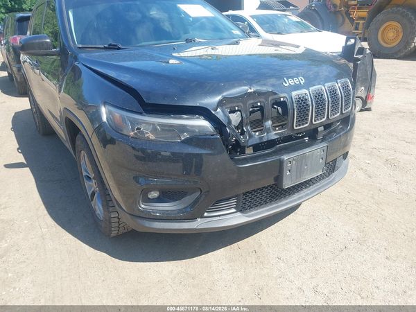 2019 JEEP CHEROKEE LATITUDE PLUS 4X4