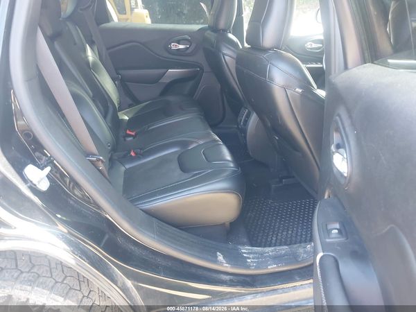 2019 JEEP CHEROKEE LATITUDE PLUS 4X4