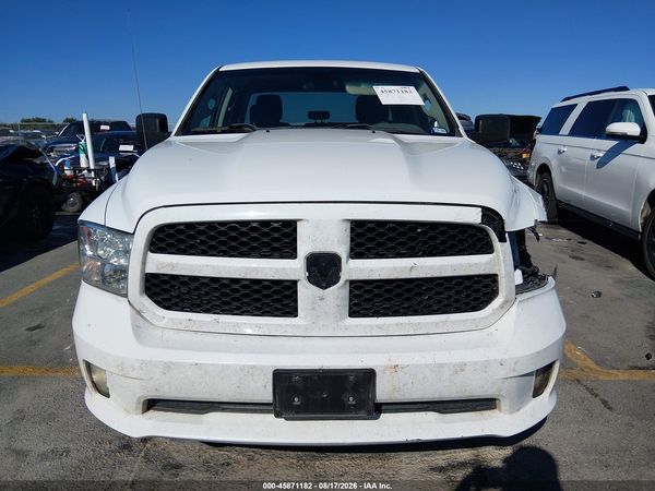2018 RAM 1500 EXPRESS  4X2 6'4 BOX