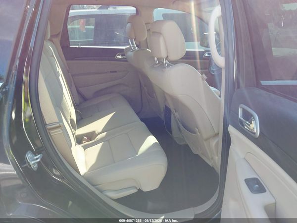 2020 JEEP GRAND CHEROKEE LAREDO E 4X2 — I8
