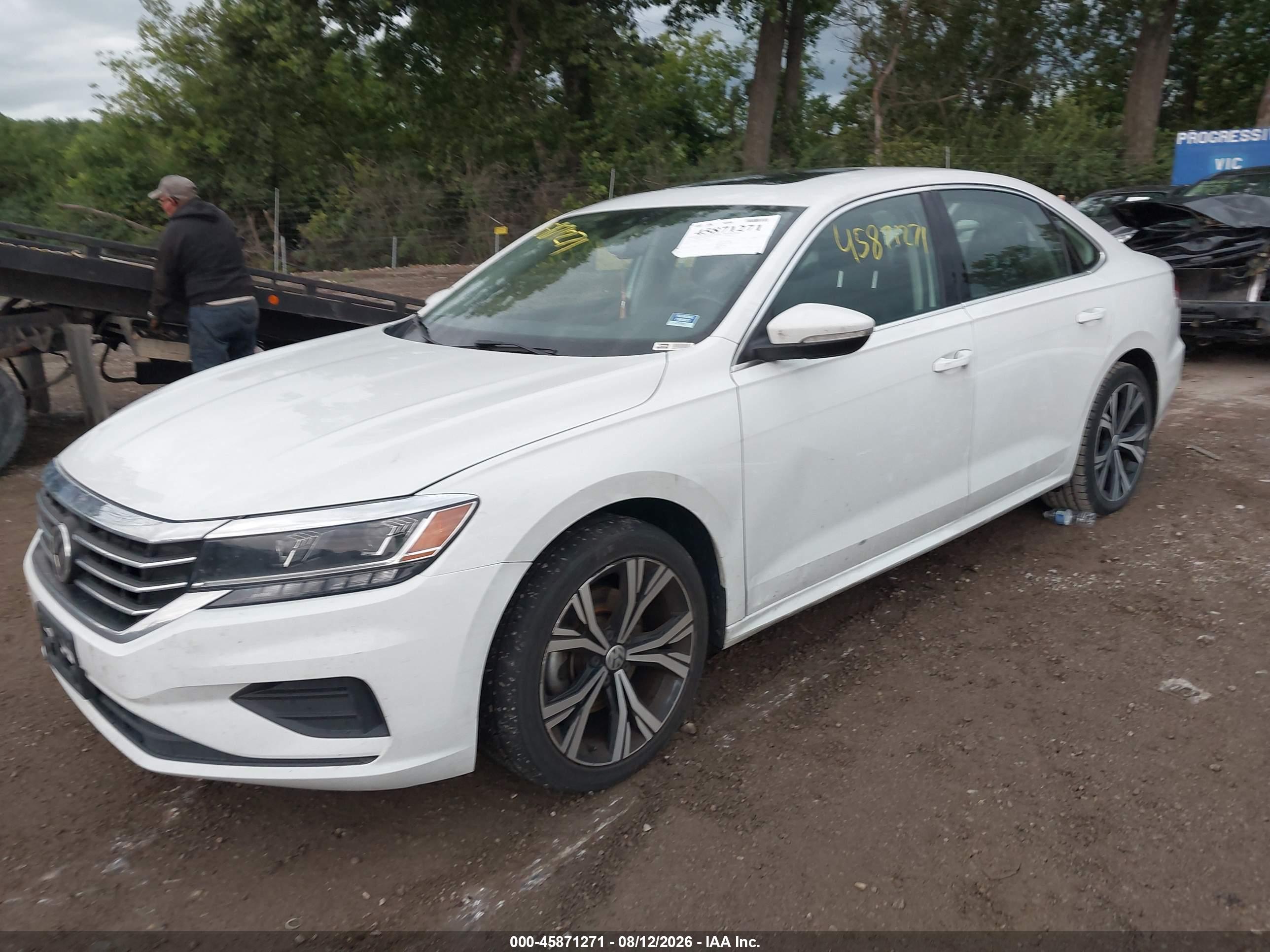 2021 VOLKSWAGEN PASSAT 2.0T SE — I2