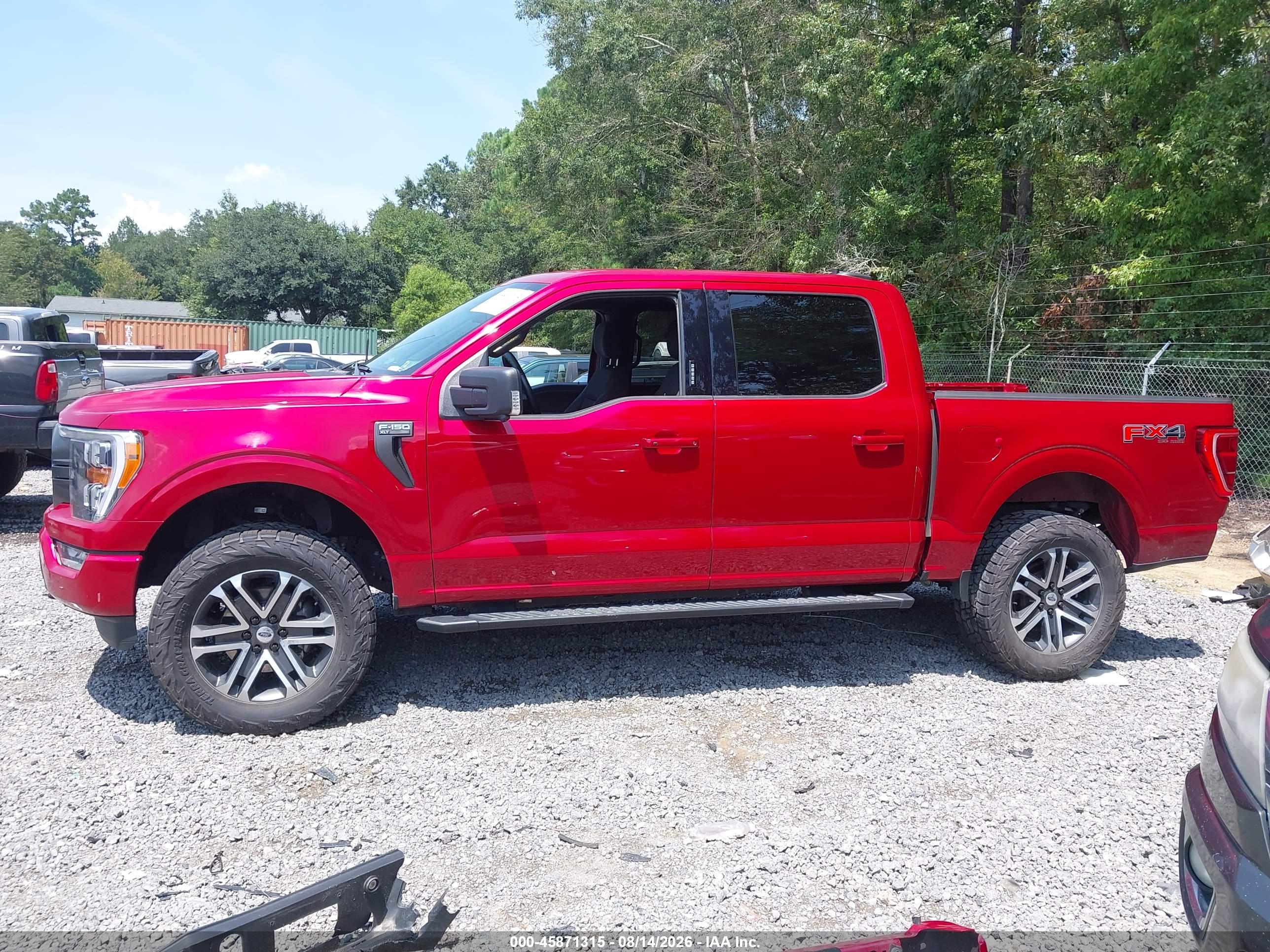 2022 FORD F-150 XLT