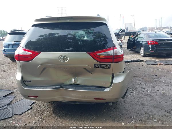 2017 TOYOTA SIENNA LE 8 PASSENGER — I119