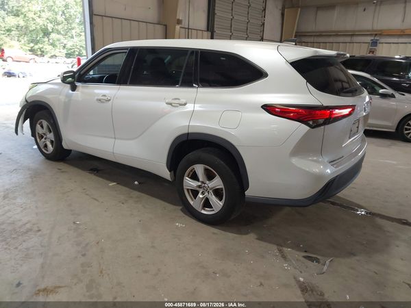 2022 TOYOTA HIGHLANDER L