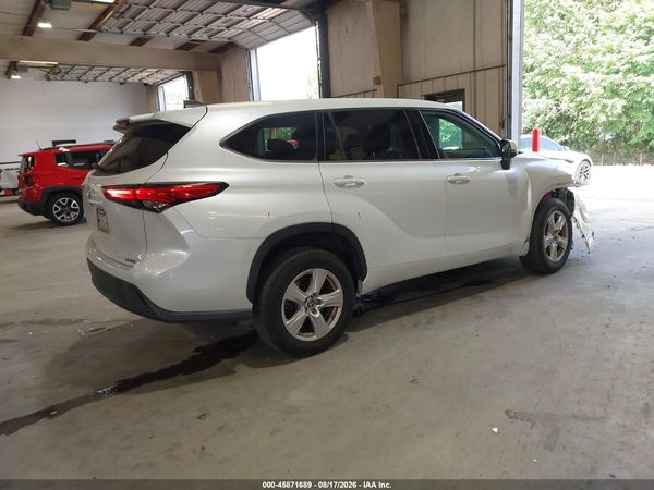 2022 TOYOTA HIGHLANDER L