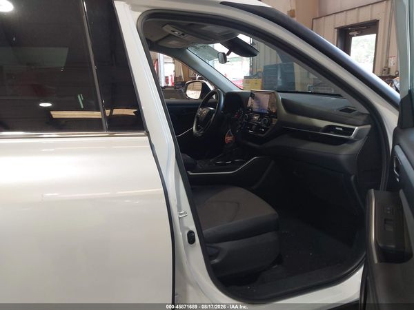 2022 TOYOTA HIGHLANDER L