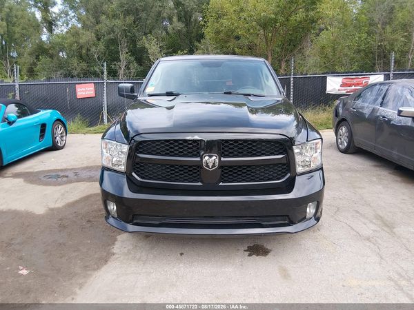 2017 RAM 1500 EXPRESS  4X4 6'4 BOX