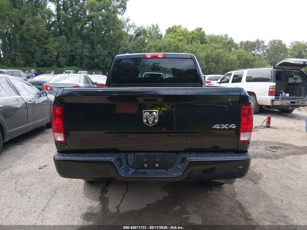 2017 RAM 1500 EXPRESS  4X4 6'4 BOX