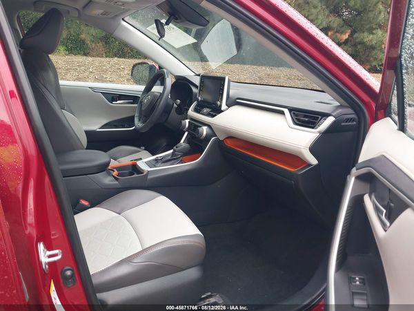 2019 TOYOTA RAV4 ADVENTURE