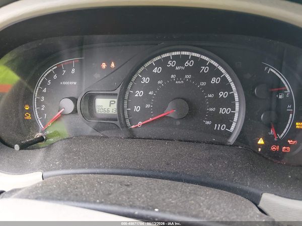2013 TOYOTA SIENNA LE V6 8 PASSENGER — I7