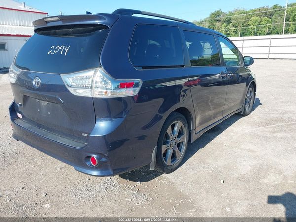 2018 TOYOTA SIENNA — I4