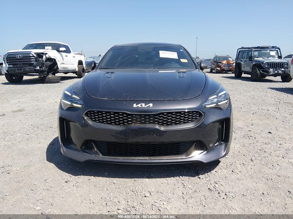 2023 KIA STINGER GT-LINE