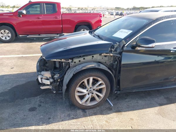 2018 INFINITI QX30 LUXURY