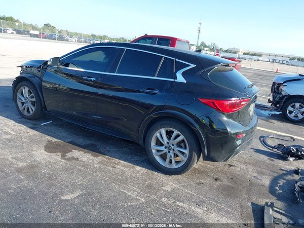 2018 INFINITI QX30 LUXURY