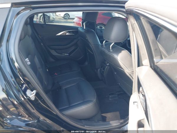 2018 INFINITI QX30 LUXURY